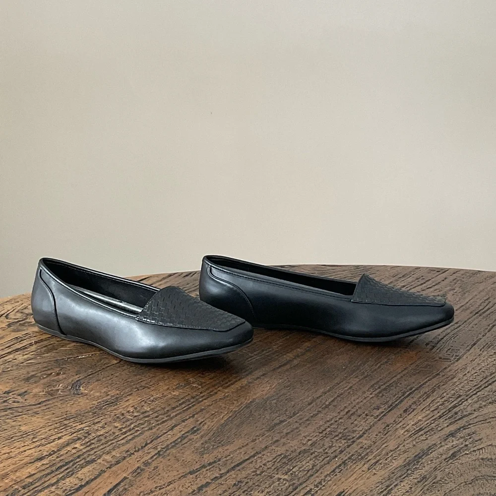 Easy Street Black Loafers